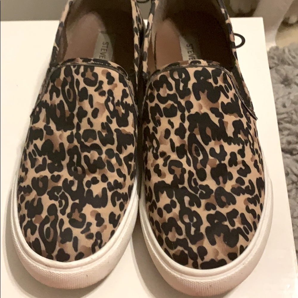 Leopard sneakers